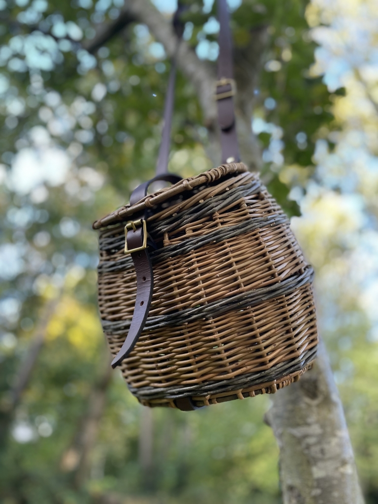 Willow Foraging Basket with Shoulder Strap - Foraging