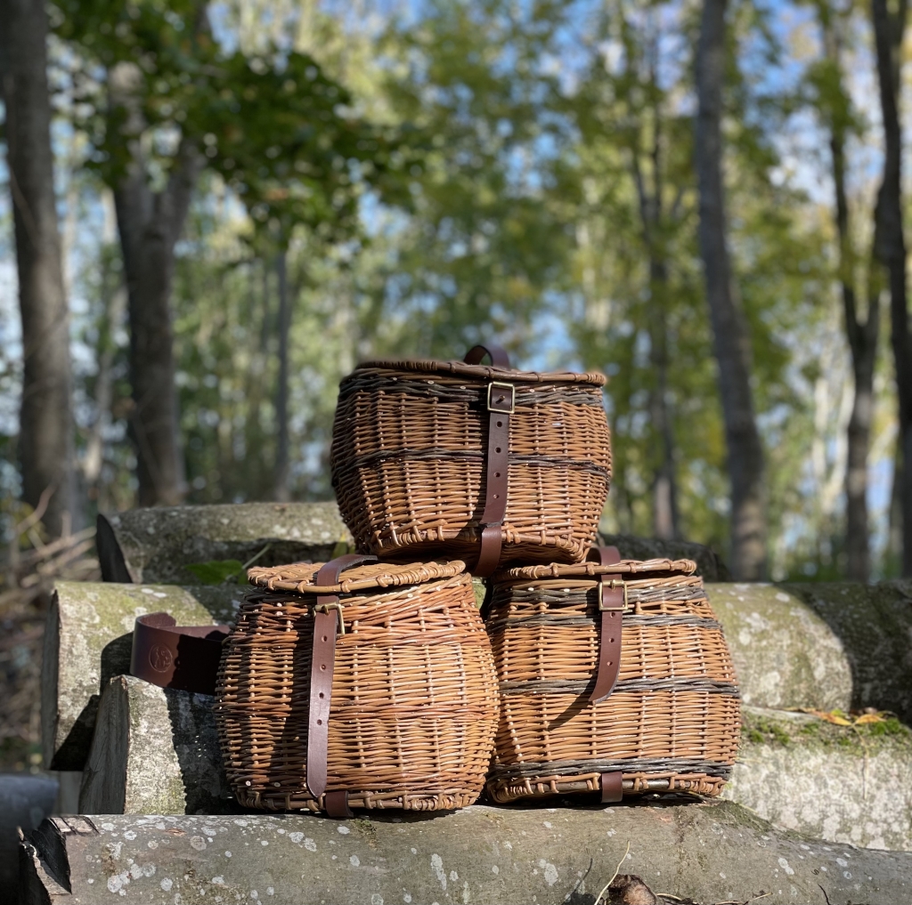 Willow Foraging Basket with Shoulder Strap Foraging