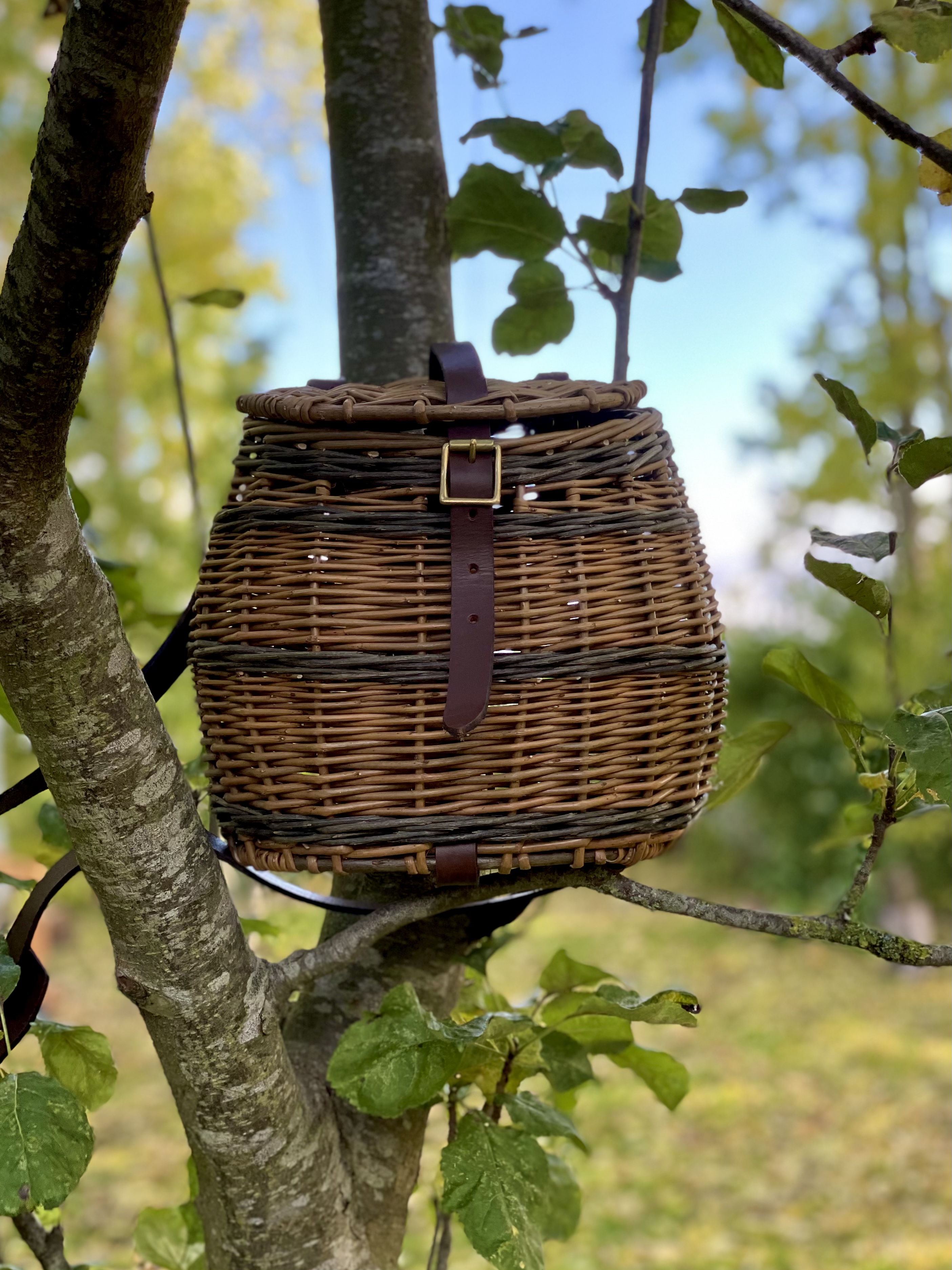 Willow Foraging Basket with Shoulder Strap - Foraging